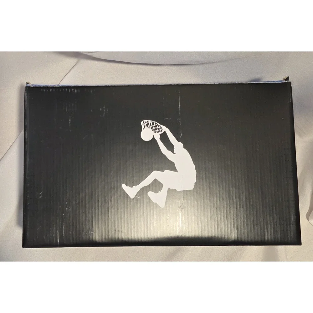 Shaq Slidosis AQ95021MC Men's Ivory Colored Slides Sandals. New With Box Size 12